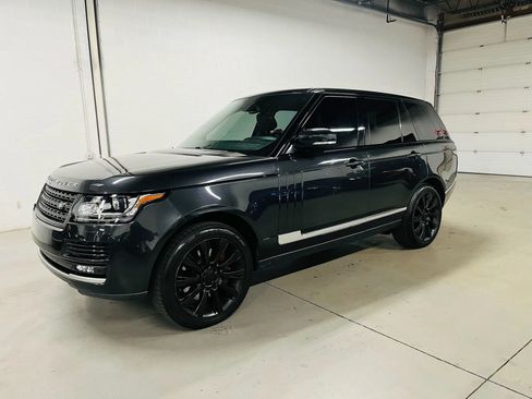 Used 2014 Land Rover Range Rover Supercharged AWD/4WD image 2