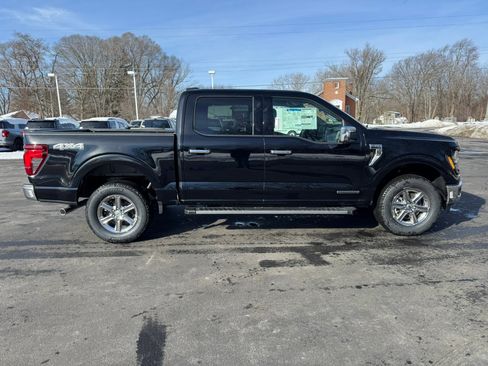 New 2025 Ford F150 XLT w/ Equipment Group 302A MID image 31