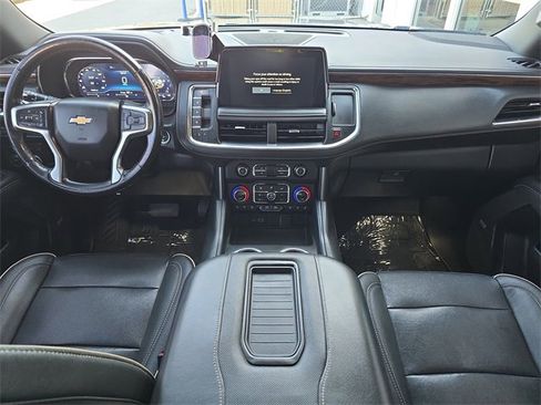 Certified 2022 Chevrolet Suburban Premier image 11
