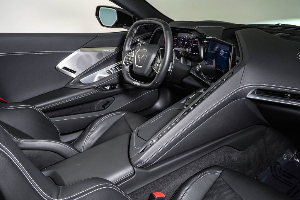 Used 2023 Chevrolet Corvette Z06 RWD image 16