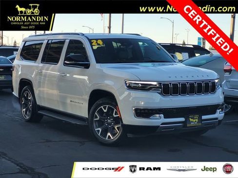 Certified 2024 Jeep Wagoneer L Series III w/ Flexible Seating Group image 1