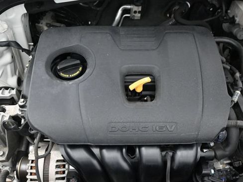 Used 2020 Kia Soul LX FWD image 13