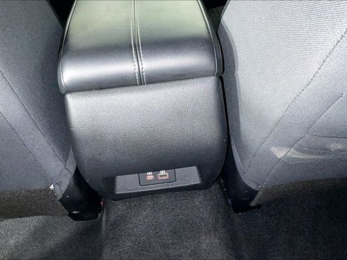 Used 2024 Nissan Altima 2.5 SV FWD image 33