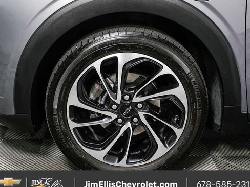 Used 2023 Chevrolet Bolt EUV Premier image 35
