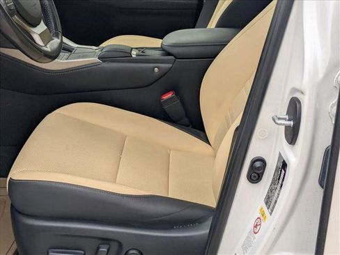 Used 2019 Lexus NX 300 NX 300 w/ Comfort Package image 17