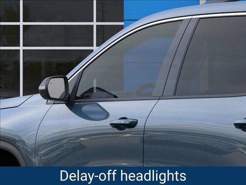 New 2026 Chevrolet Traverse LT image 13