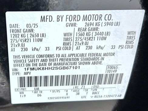 Used 2025 Ford Explorer Platinum w/ LUX Leather Package image 27