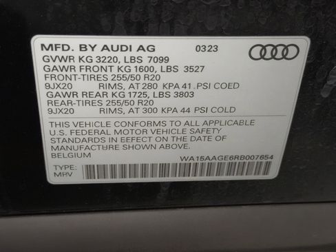 Used 2024 Audi Q8 e-tron Premium Plus w/ Premium Plus Package AWD/4WD image 27