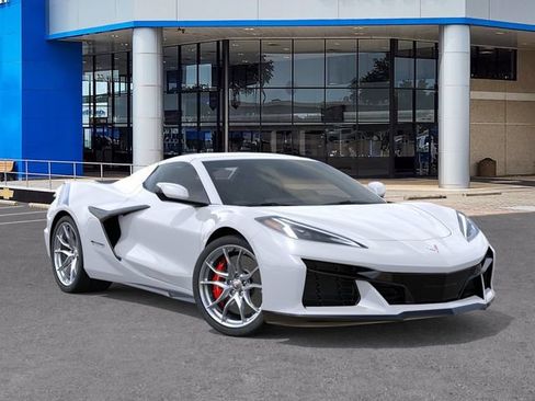 New 2027 Chevrolet Corvette Grand Sport RWD image 7