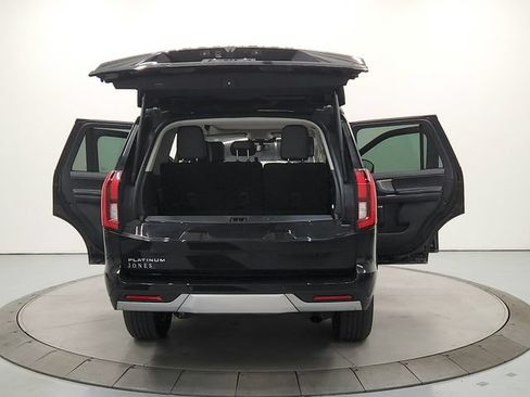 Used 2025 Ford Expedition Platinum AWD/4WD image 15