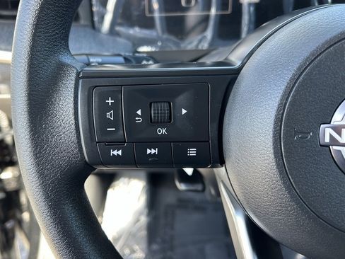 New 2026 Nissan Kicks SV image 30