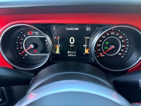 Used 2019 Jeep Wrangler Unlimited Rubicon w/ Cold Weather Group AWD/4WD image 47