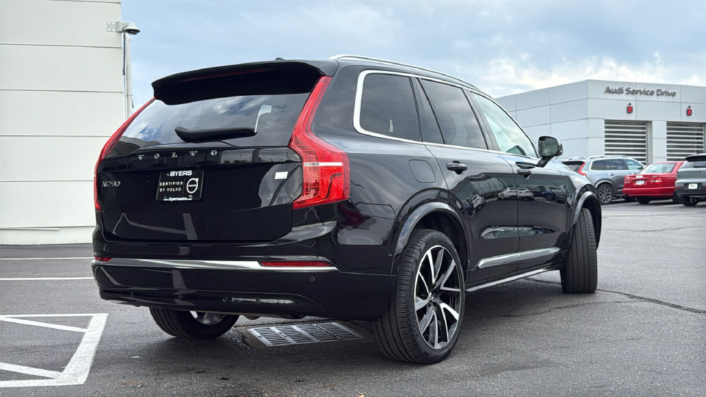 Certified 2024 Volvo XC90 T8 Plus AWD/4WD image 4