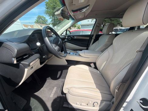 Used 2023 Genesis GV80 3.5T Advanced + AWD/4WD image 4