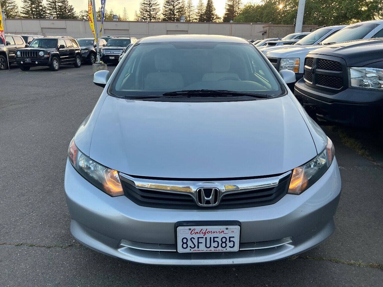 Used 2012 Honda Civic LX image 9