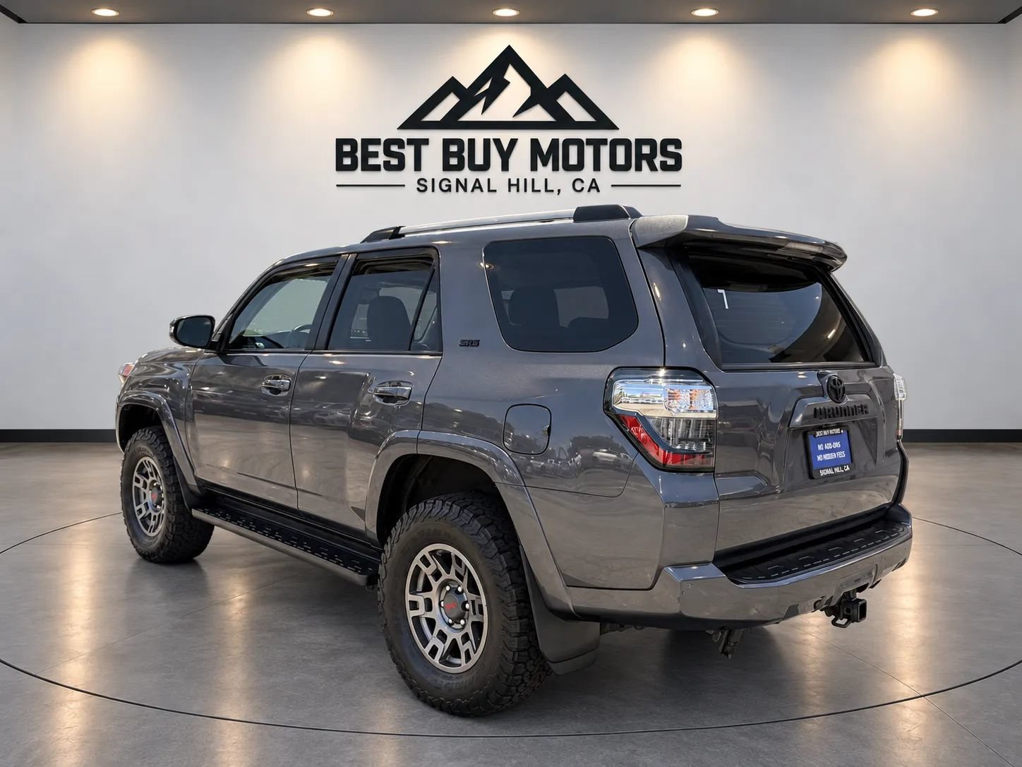 Used 2020 Toyota 4Runner SR5 Premium w/ Moonroof Package AWD/4WD image 6