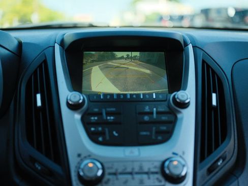 Used 2017 Chevrolet Equinox LT w/ Convenience Package FWD image 17