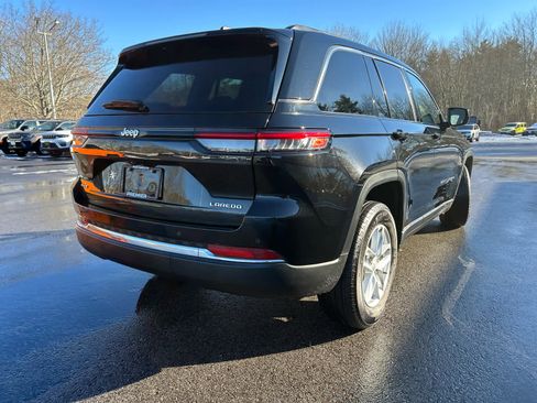 Used 2023 Jeep Grand Cherokee Laredo w/ Luxury Tech Group I image 7