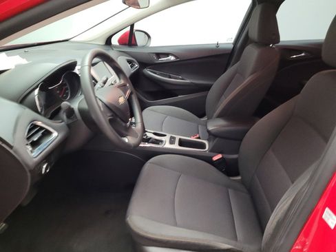 Used 2017 Chevrolet Cruze LS FWD image 17