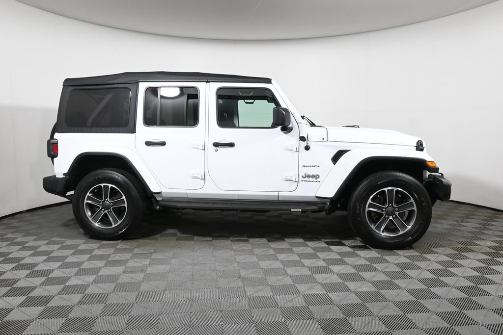 Used 2023 Jeep Wrangler Unlimited Sahara AWD/4WD image 8
