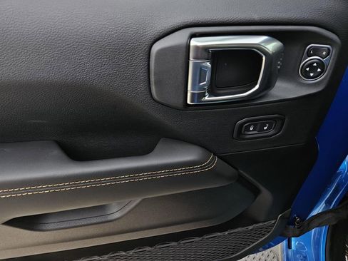 New 2026 Jeep Gladiator Sport image 14