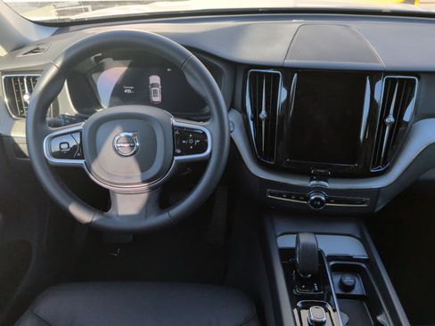 Used 2025 Volvo XC60 B5 Plus w/ Climate Package image 20