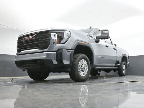 Used 2024 GMC Sierra 2500 Pro w/ 1SA Pro Safety Plus Package image 32