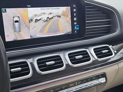 Used 2020 Mercedes-Benz GLS 450 4MATIC image 9