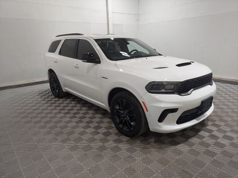 Used 2024 Dodge Durango R/T w/ Blacktop Package AWD/4WD image 4