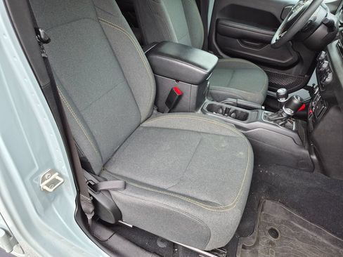 Used 2024 Jeep Wrangler Unlimited AWD/4WD image 23
