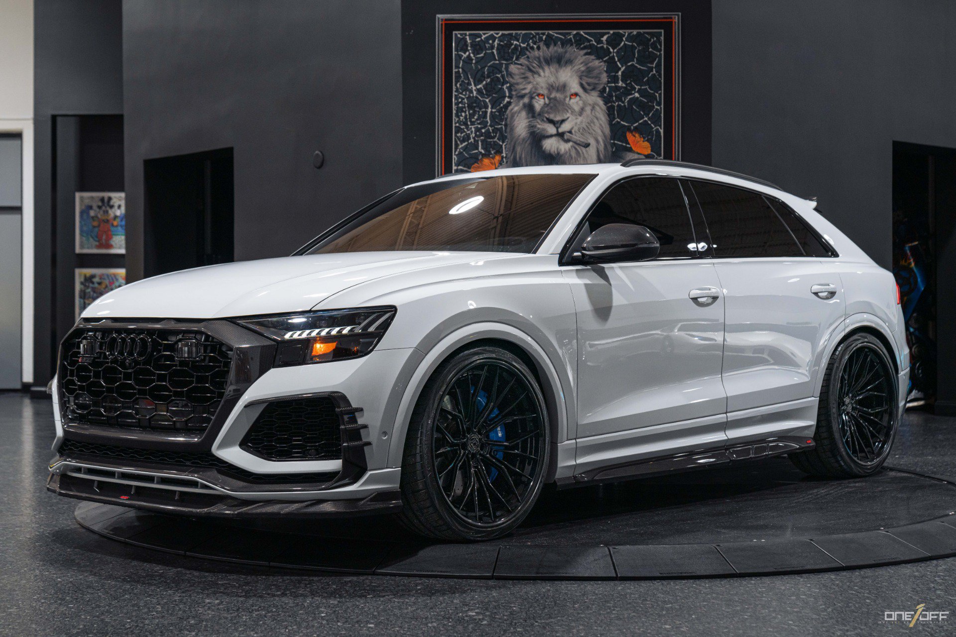 Used 2022 Audi RS Q8 w/ Carbon Optic Package AWD/4WD image 1