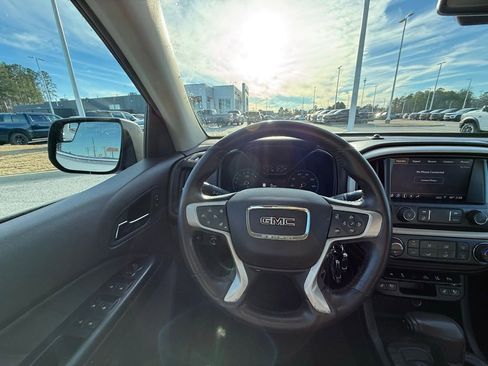 Used 2021 GMC Canyon Denali image 14