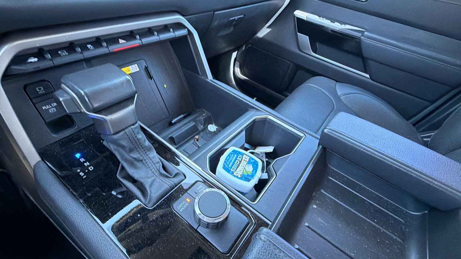 Used 2022 Toyota Tundra Limited RWD image 30