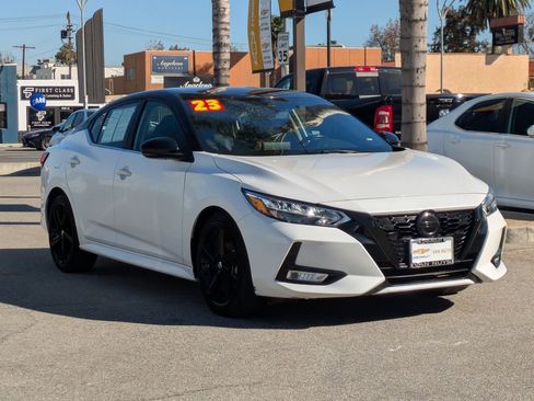 Used 2023 Nissan Sentra SR w/ Midnight Edition Package image 3