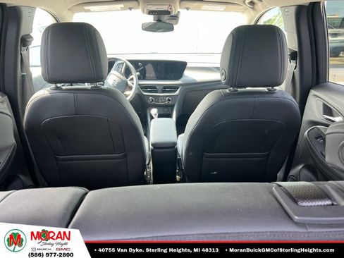 Certified 2024 Buick Encore GX Preferred FWD image 6