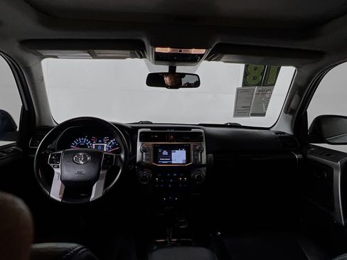 Used 2018 Toyota 4Runner Limited AWD/4WD image 30