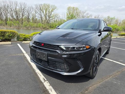 Used 2024 Dodge Hornet R/T Plus w/ R/T Blacktop Package image 12
