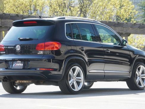 Used 2016 Volkswagen Tiguan R-Line AWD/4WD image 12