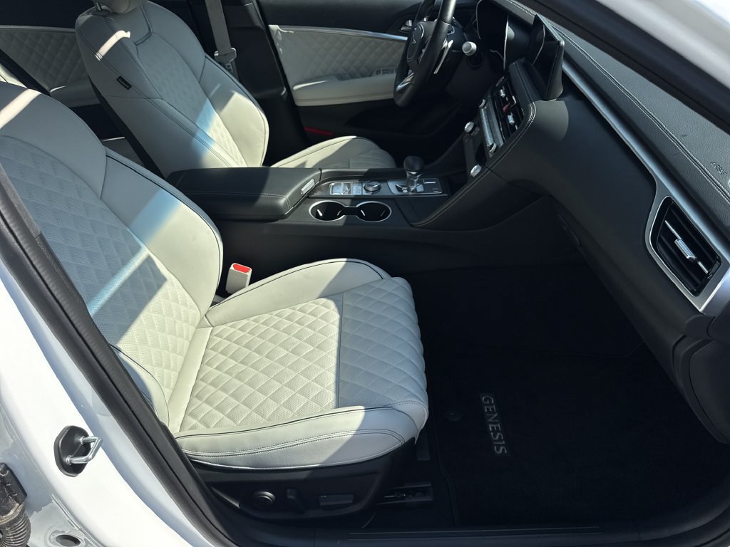 Used 2025 Genesis G70 3.3T Advanced w/ Sport Prestige Package RWD image 13