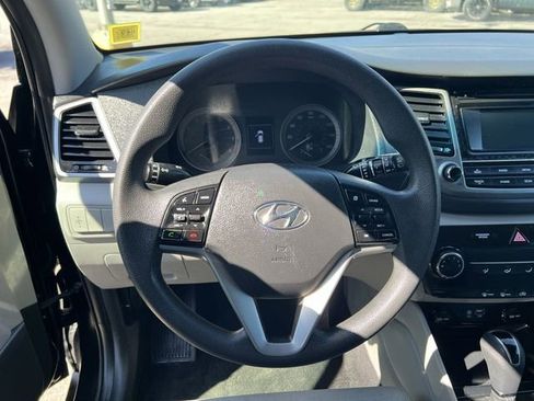 Used 2018 Hyundai Tucson SE image 20