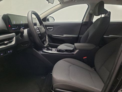 Used 2025 Kia K4 FWD image 17