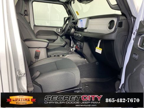 New 2026 Jeep Wrangler Unlimited Sport image 32