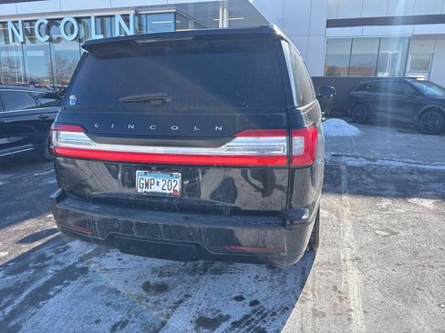 Used 2020 Lincoln Navigator L Reserve w/ Equipment Group 208A image 11