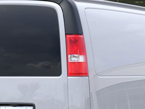 New 2025 Chevrolet Express 2500 Work Van w/ Driver Convenience Package image 12