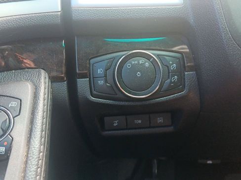Used 2015 Ford Explorer Limited w/ Equipment Group 302A AWD/4WD image 21