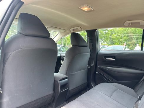 Used 2021 Toyota Corolla LE image 14