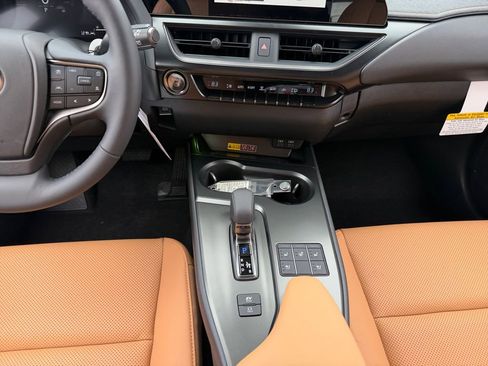 New 2026 Lexus UX 300h AWD image 10