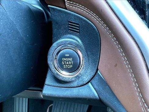 Used 2020 Subaru Outback Touring XT AWD/4WD image 19