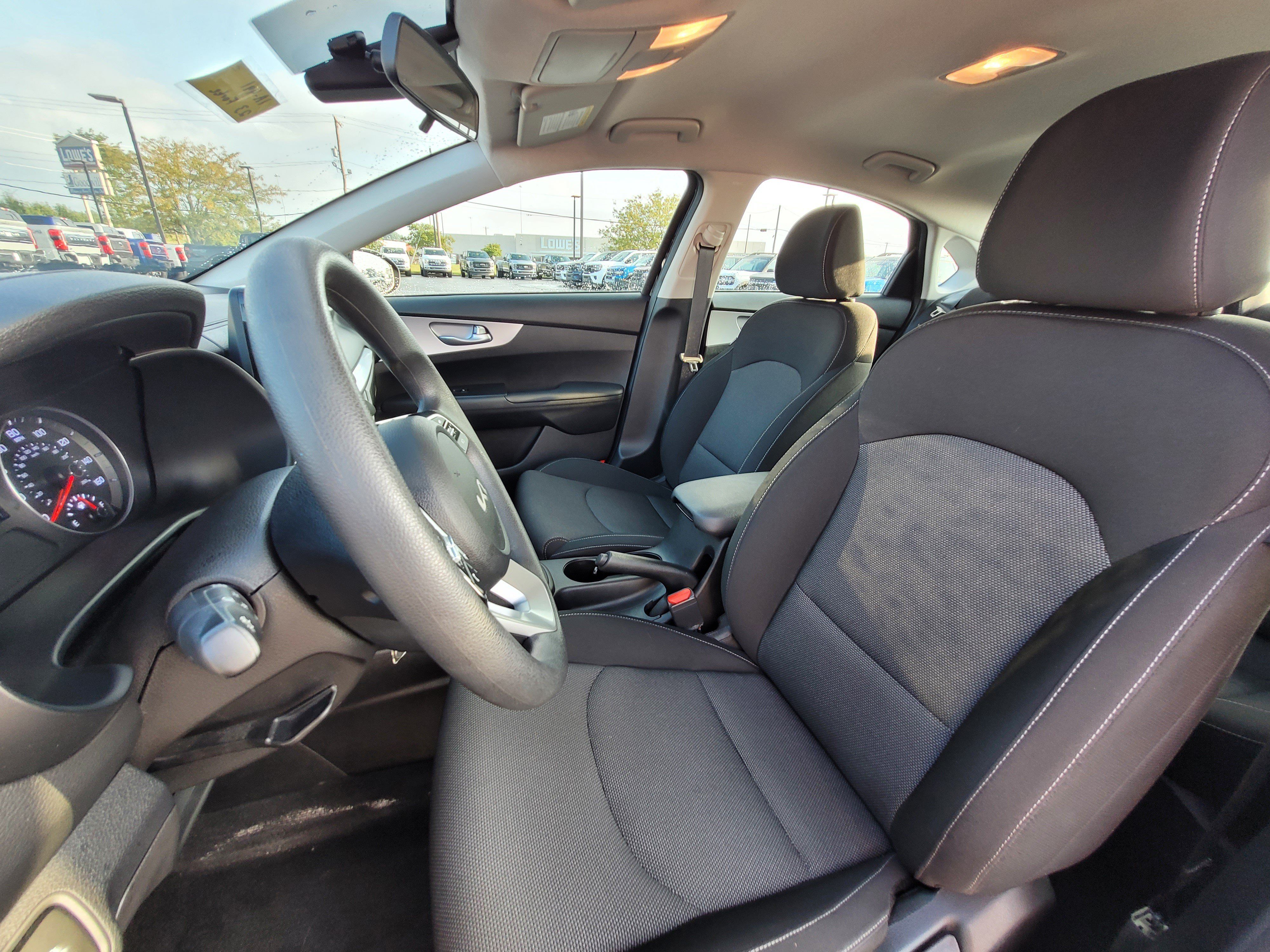 Used 2023 Kia Forte LXS FWD image 25