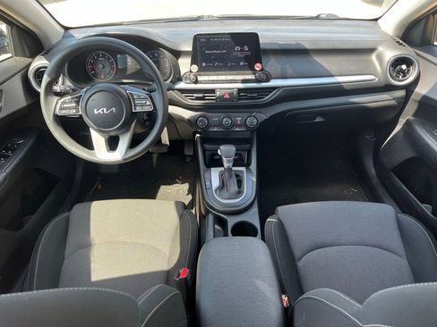 Used 2024 Kia Forte LX image 6
